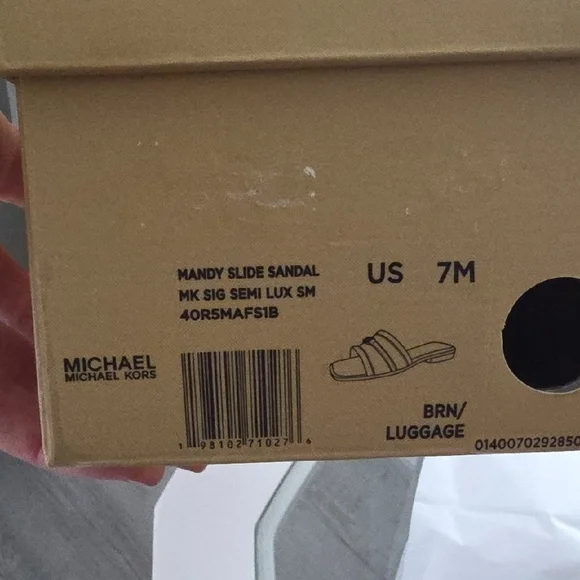 Michael Kors NIB Brown and Dark Brown Slide Sandals - Picture 7 of 7
